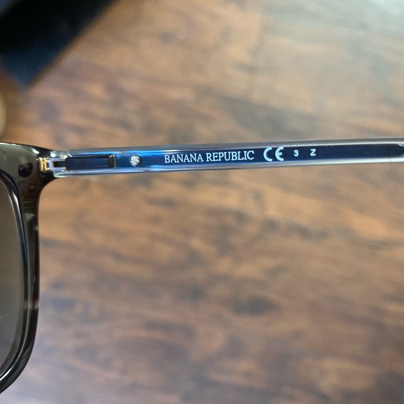 Banana Republic Black Cat-Eye Sunglasses - Picture 8 of 11